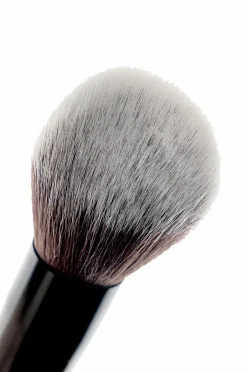 Discount No. 10 Bronzer Brush Makeupbørster