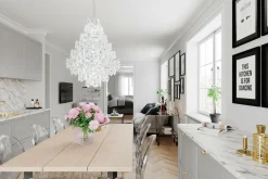 By Rydéns Monarque loftlampe^ Krystallysekroner