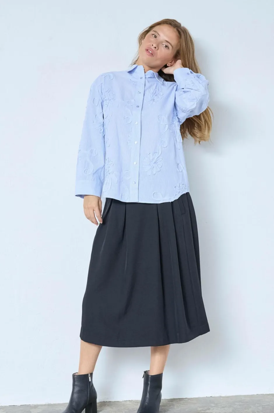 Clearance Skjorte XavierCC Stripe Flower Dame Skjorter & Bluser