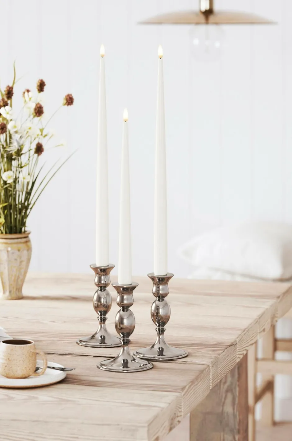 New LED Taper Candle Shiny 2,2x38 cm 2 stk. Lys & Duft
