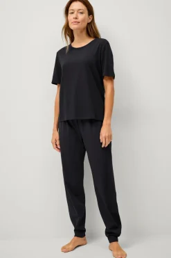 Outlet Collection Blødt pyjamassæt Dame Nattøj