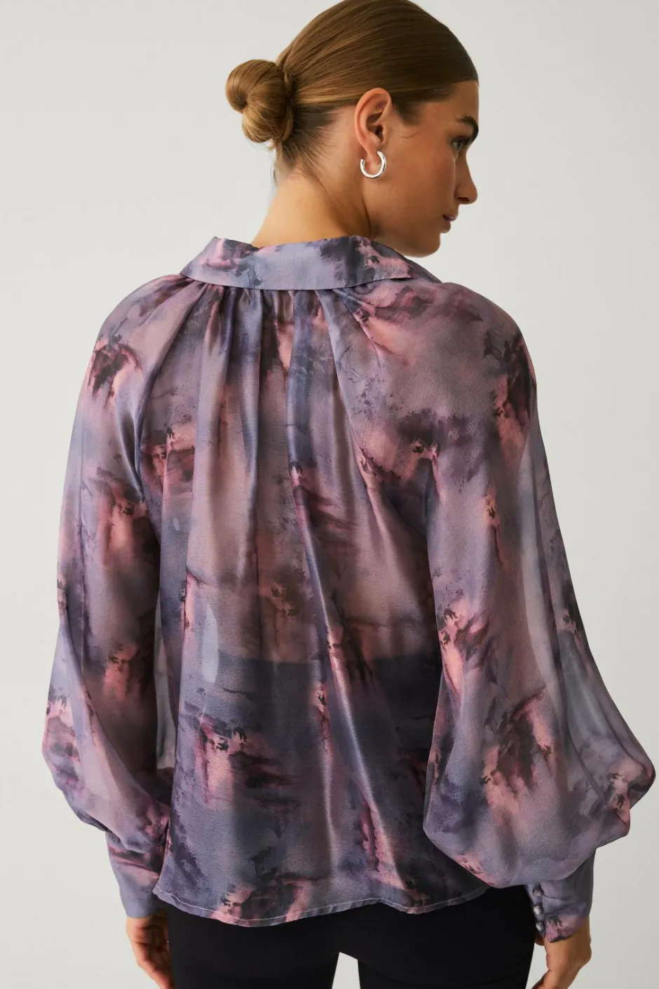 Clearance Collection Bluse med pufærmer Dame Skjorter & Bluser