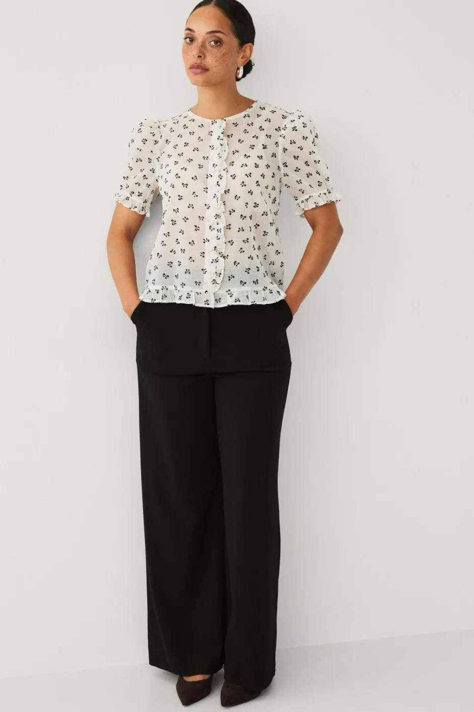 Ellos Collection Bluse med volanter^Dame Skjorter & Bluser