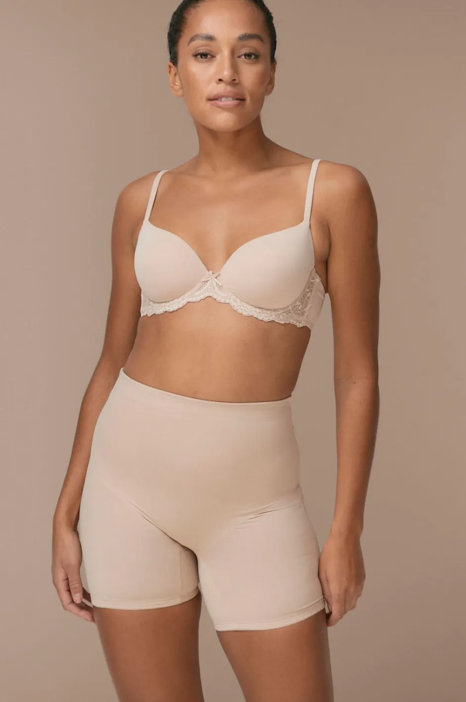 Outlet Collection Formende shorts - medium støtte Dame Shaping