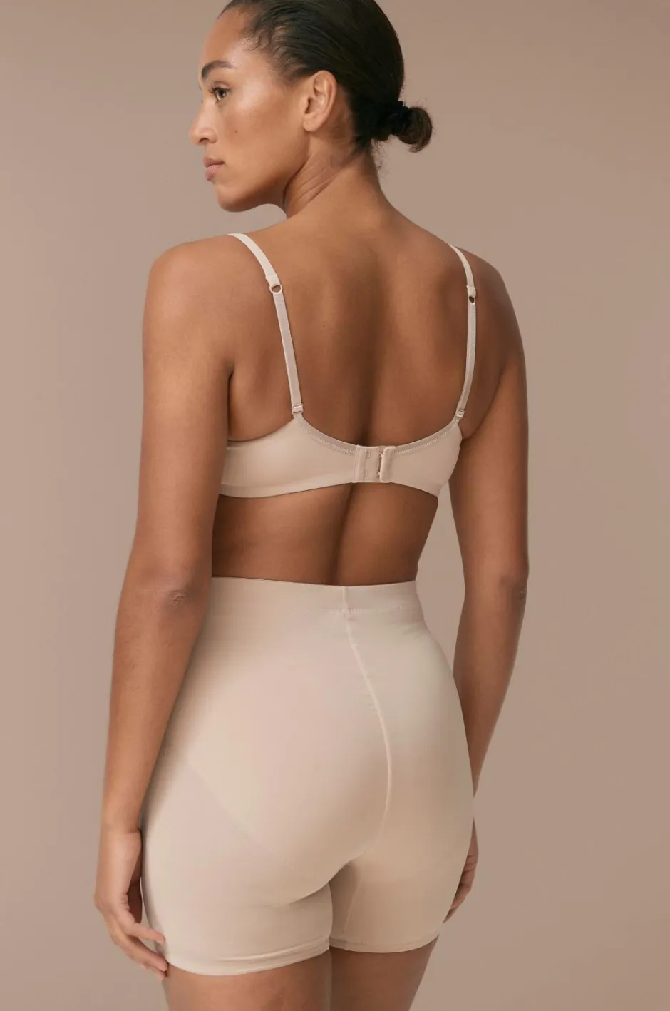 Outlet Collection Formende shorts - medium støtte Dame Shaping