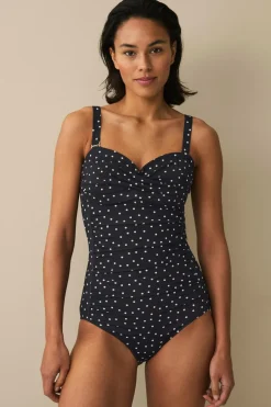 Clearance Collection Majken Badedragt med formende effekt Dame Badedragter