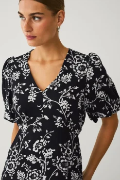 Discount Collection Mønstret kjole i viskose Dame Kjoler