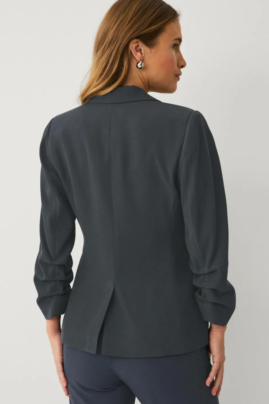 Clearance Collection Smal pasform habitjakke med krøllede ærmer Dame Blazere & Veste