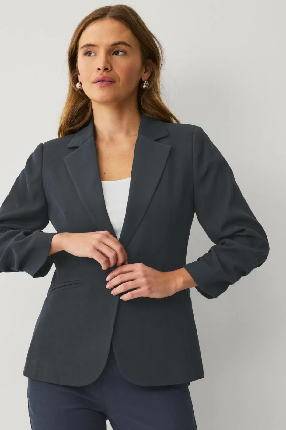 Clearance Collection Smal pasform habitjakke med krøllede ærmer Dame Blazere & Veste