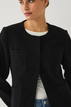 Clearance Collection Tæt på figuren blazer i struktur med påklædte knapper Dame Blazere & Veste
