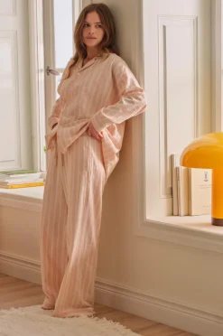 Ellos Home Natbukser Elly Stripe i genanvendt halvlinned^ Homewear