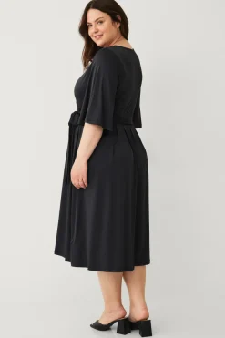 Best Plus collection Kjole med trompetærmer Dame Kjoler