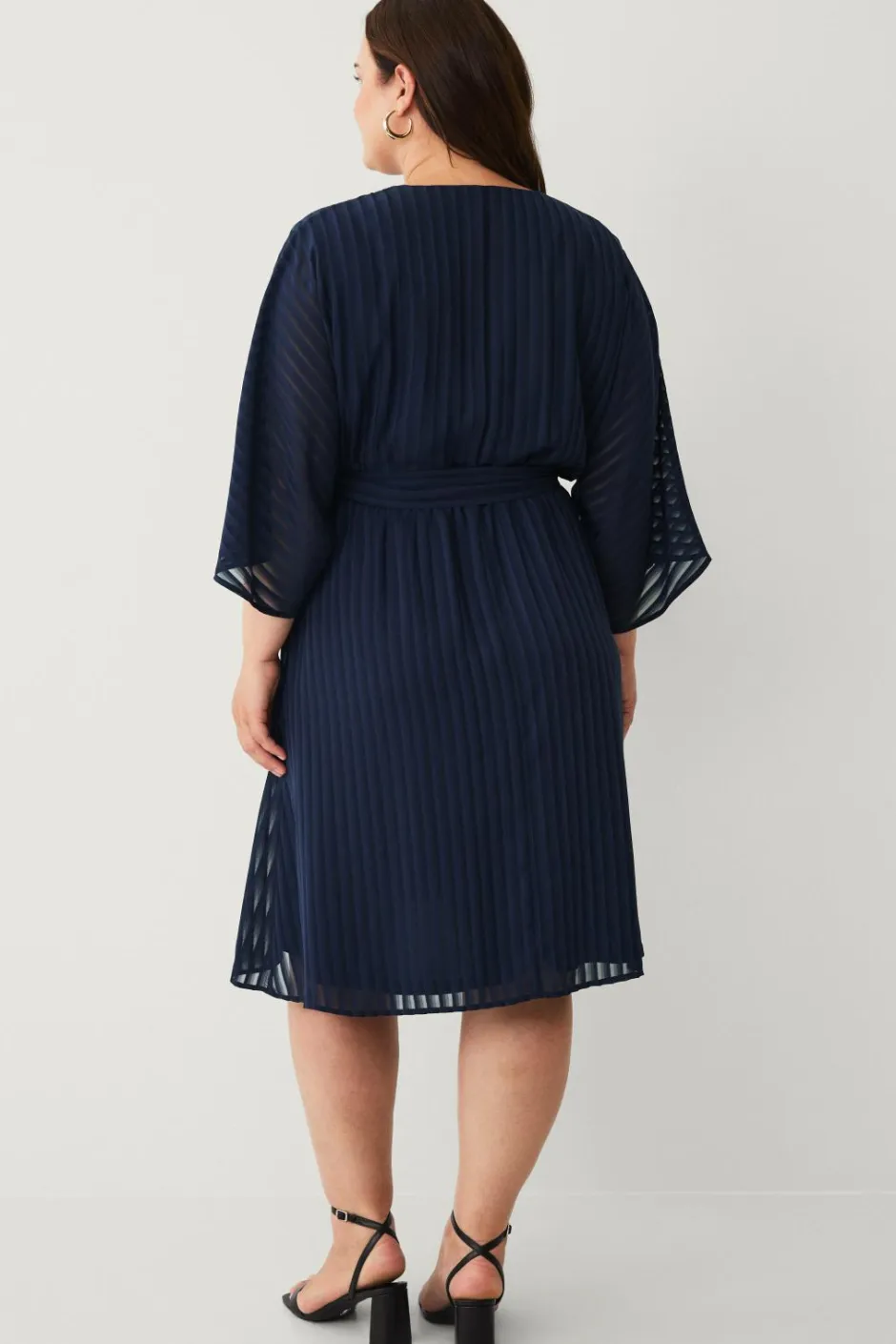 Ellos Plus collection Kjole med V-hals^Dame Kjoler