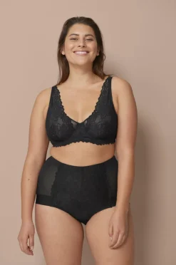 Plus collection Uforet bh med bøjler i blonder Dame Bh'Er