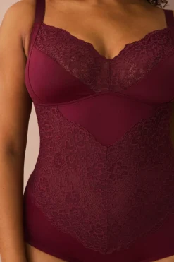 Hot Plus collection Shapingbody med blondedetaljer - medium støtte Dame Shaping