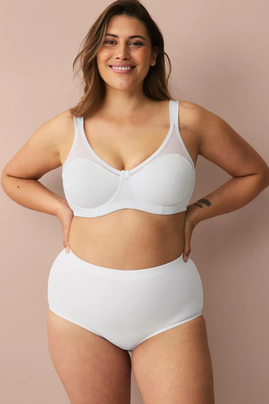 Hot Plus collection Bøjle-bh med formstøbte, forede skåle Dame Bh'Er