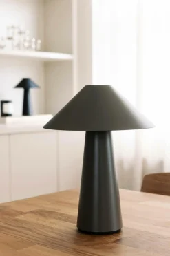 Globen Lighting Bærbar bordlampe Cannes IP44^ Genopladelige Lamper