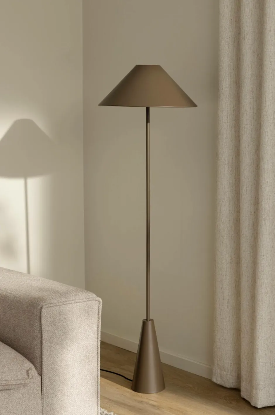 Gulvlampe Cannes Gulvlamper