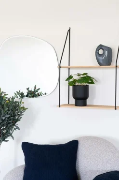 New Pelia Planter & Blomster
