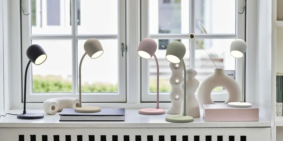 LED-lampe/højttaler/Qi Ellie Bordlamper