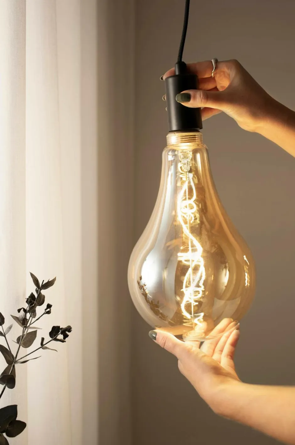 Markslöjd Lyskilde Pear E27 4W Soft LED 168 mm^ Lyskilder