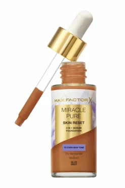 Max Factor Miracle Pure Serum Foundation^ Ansigt