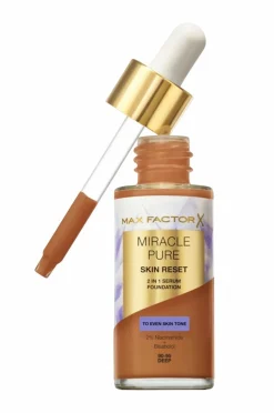Max Factor Miracle Pure Serum Foundation^ Ansigt