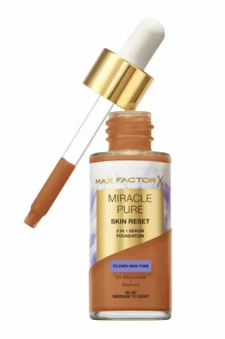 Max Factor Miracle Pure Serum Foundation^ Ansigt
