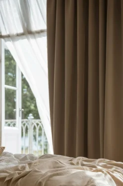 Mimou Mørklæggende hotelgardin - dobbelt bredde^ Mørklægningsgardiner