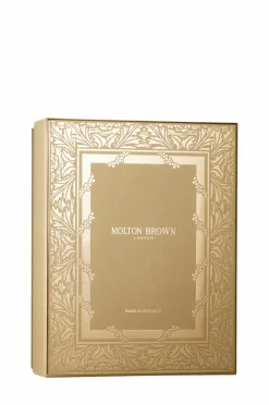 Molton Brown Giftbox Re-Charge Black Pepper Collection Edp 7,5 Ml + Bath & Shower Gel 300 Ml^ Kropspleje|Gaveæsker