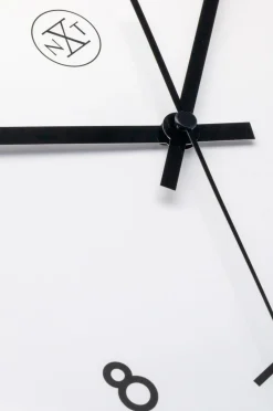 NeXtime Vægur Easy Big 30 cm^ Vægure