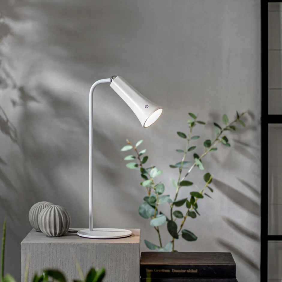 Star Trading Funktionel bordlampe^ Genopladelige Lamper