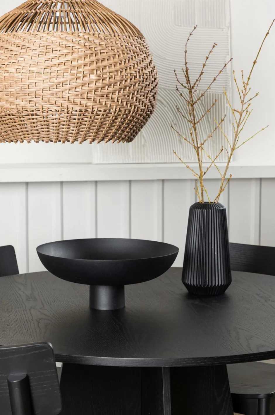 Outlet Spisegruppe Bootcut Round og stolene Montros Spisegrupper