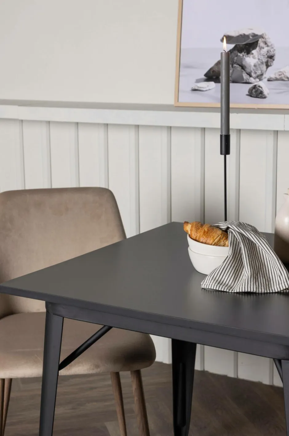 Clearance Spisegruppe Tempe med 2 stole Night Spisegrupper