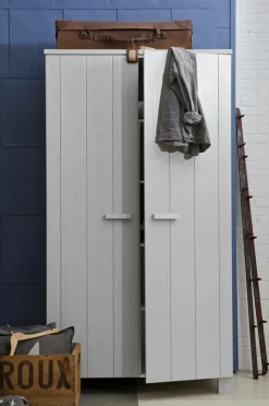 Outlet Garderobeskab Dennis Garderobeskabe