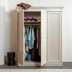 Online Olivia Garderobe Garderobeskabe